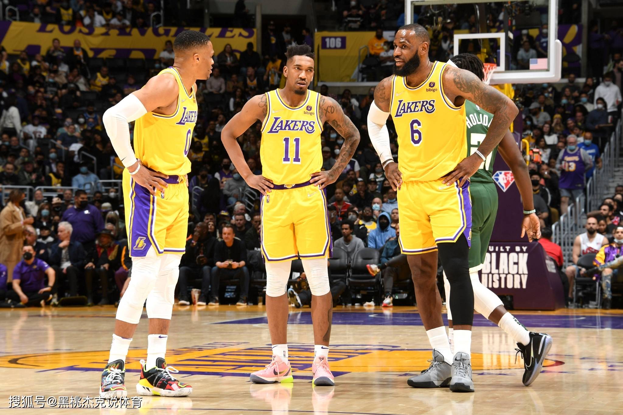 关于今晚德国杯传出新动向，菲尼克斯太阳回应争议，管理层表态：信心回归，赛季目标并未改变的信息