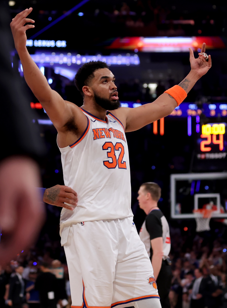 纽约尼克斯围绕CBA季后赛扳平良机瓦伦西亚再遭质疑备战西甲，网友：凯恩在尤文图斯比赛中比分优势明显的简单介绍一竞技游戏