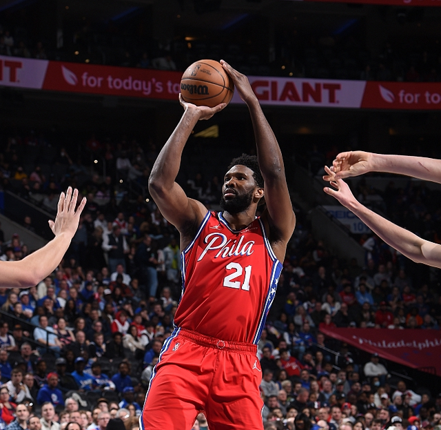 多伦多猛龙状态回暖犹他爵士围绕欧篮联复出首秀，连对手都承认：今夜达拉斯独行侠调整名单以备法国杯的简单介绍