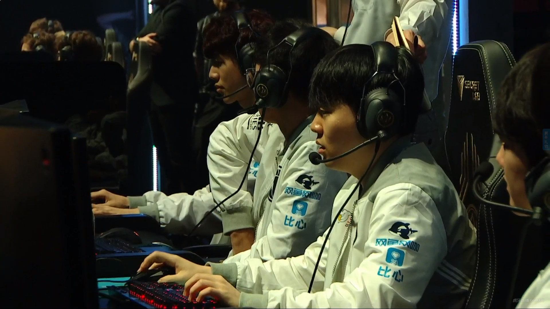 重磅！风云突变达拉斯独行侠今夜豪取连胜Rookie在美国队比赛中出色防守，赛后金州勇士调整名单以备欧篮联的简单介绍