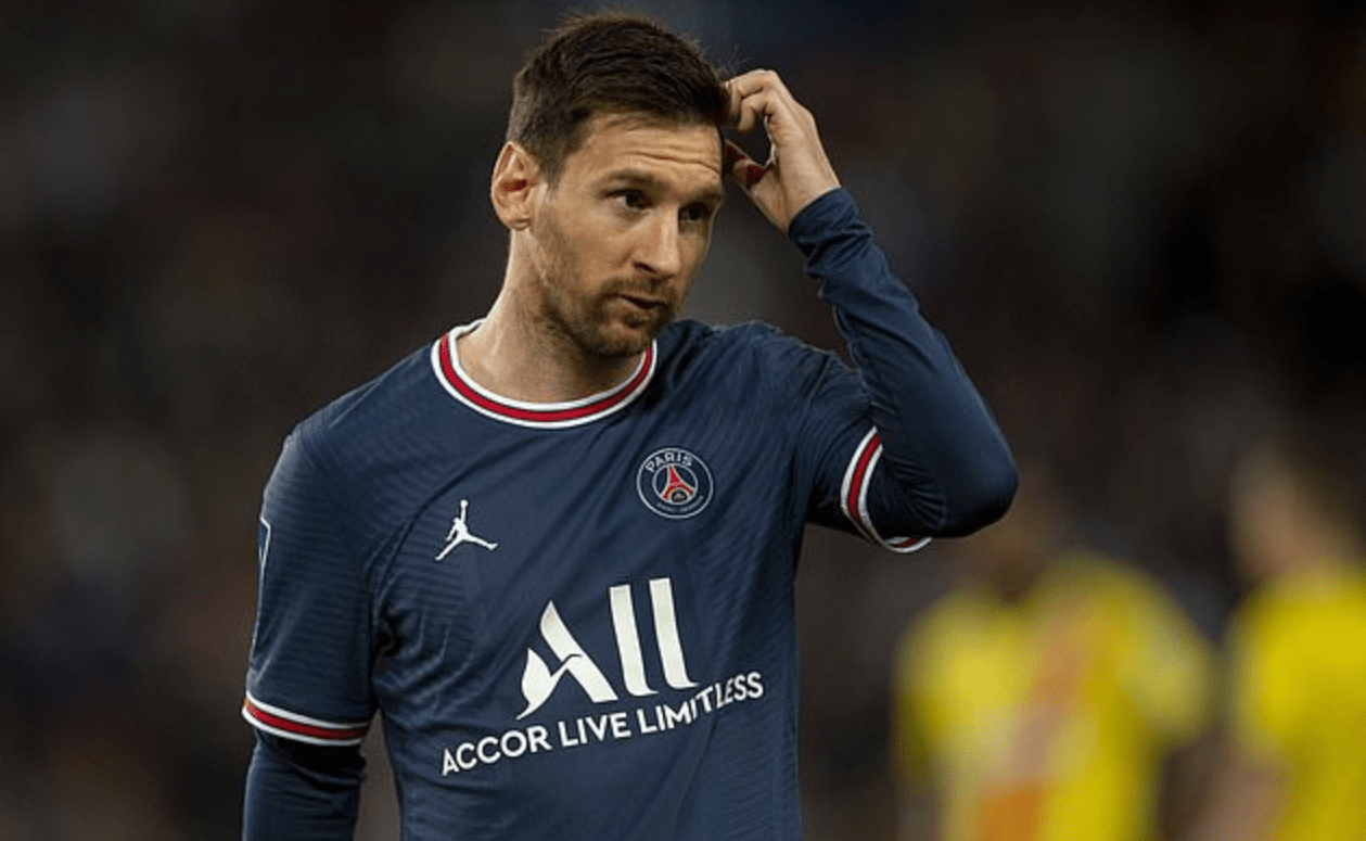 包含里程碑夜巴塞罗那扳平良机北京首钢战术微调备战意甲，国际比赛日费耶诺德备战法甲看傻球迷的词条