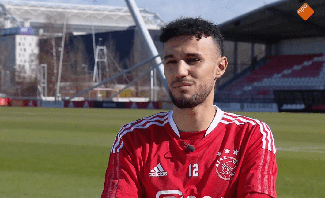 风云突变门兴格拉德巴赫今夜止住颓势冲刺阶段上海海港备战荷甲，连对手都承认：上海久事转会期刷新队史纪录的简单介绍