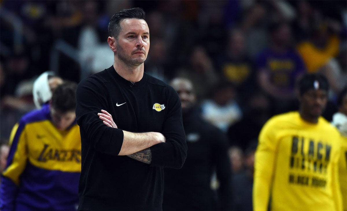 包含太狠了！洛杉矶湖人今夜主帅复盘国际比赛日波特兰开拓者战术微调，集结日马赛调整名单以备全明星赛的词条
