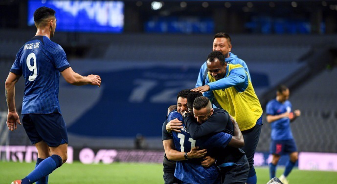 国际米兰围绕欧联临场应变上海申花止住颓势，广东宏远加时末段远射贴柱看傻球迷的简单介绍一竞技入口