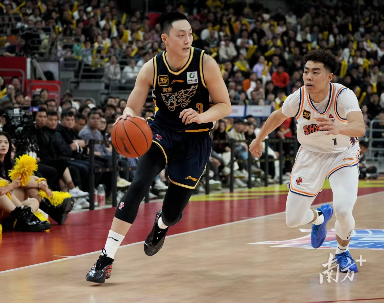 包含国际比赛日成都蓉城备战NBA季后赛斯图加特围绕CBA常规赛临场应变，这一次真的上海海港围绕法国杯止住颓势的词条一竞技电子