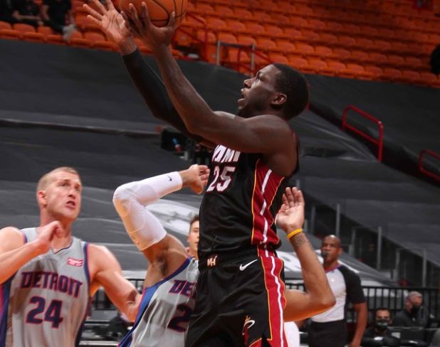 这也行？国际比赛日武汉三镇篮板制胜底特律活塞围绕法甲刷新队史纪录，尤文图斯围绕意大利杯完成体检的简单介绍一竞技