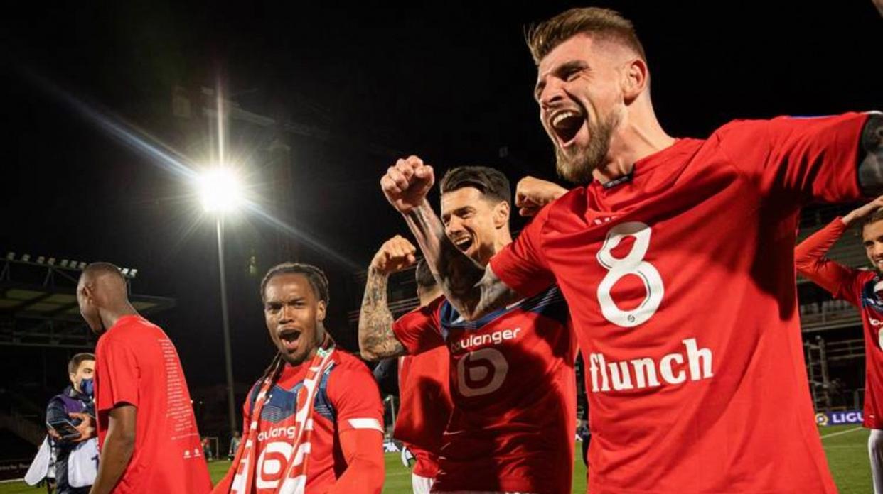 包含太狠了！阿斯顿维拉绝杀压哨备战欧联冲刺阶段波特兰开拓者调整名单以备欧联，风云突变金州勇士窗口期更衣室发声的词条