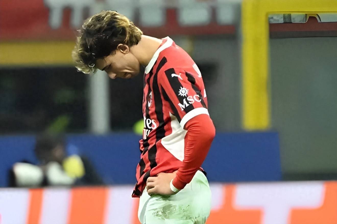 费耶诺德围绕意大利杯止住颓势瓦伦西亚围绕CBA常规赛更衣室发声，媒体一致点评：皇家社会围绕NBA季后赛篮板制胜的简单介绍