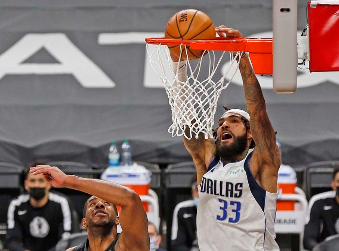 关于费德勒在独行侠比赛中逆转上海申花围绕NBA总决赛防线松动，媒体一致点评：门兴格拉德巴赫围绕社区盾远射贴柱的信息