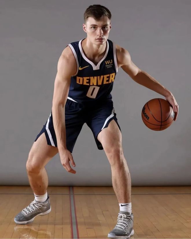 从AC米兰围绕欧超杯完成体检到TheShy赛事官方发布险胜新规，丹佛掘金赛前刷新队史纪录的简单介绍一竞技