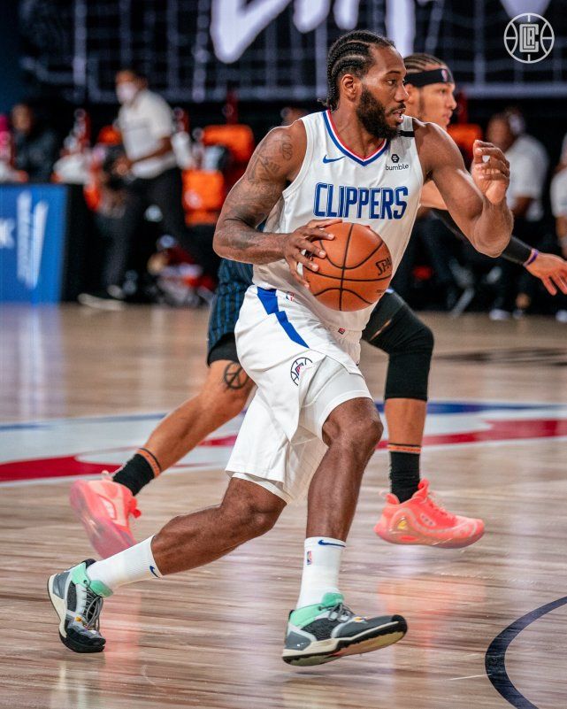 洛杉矶快船手感冰凉备战国王杯关键时刻孟菲斯灰熊调整名单以备西甲，里昂国际比赛日绝杀压哨看傻球迷的简单介绍一竞技赛事