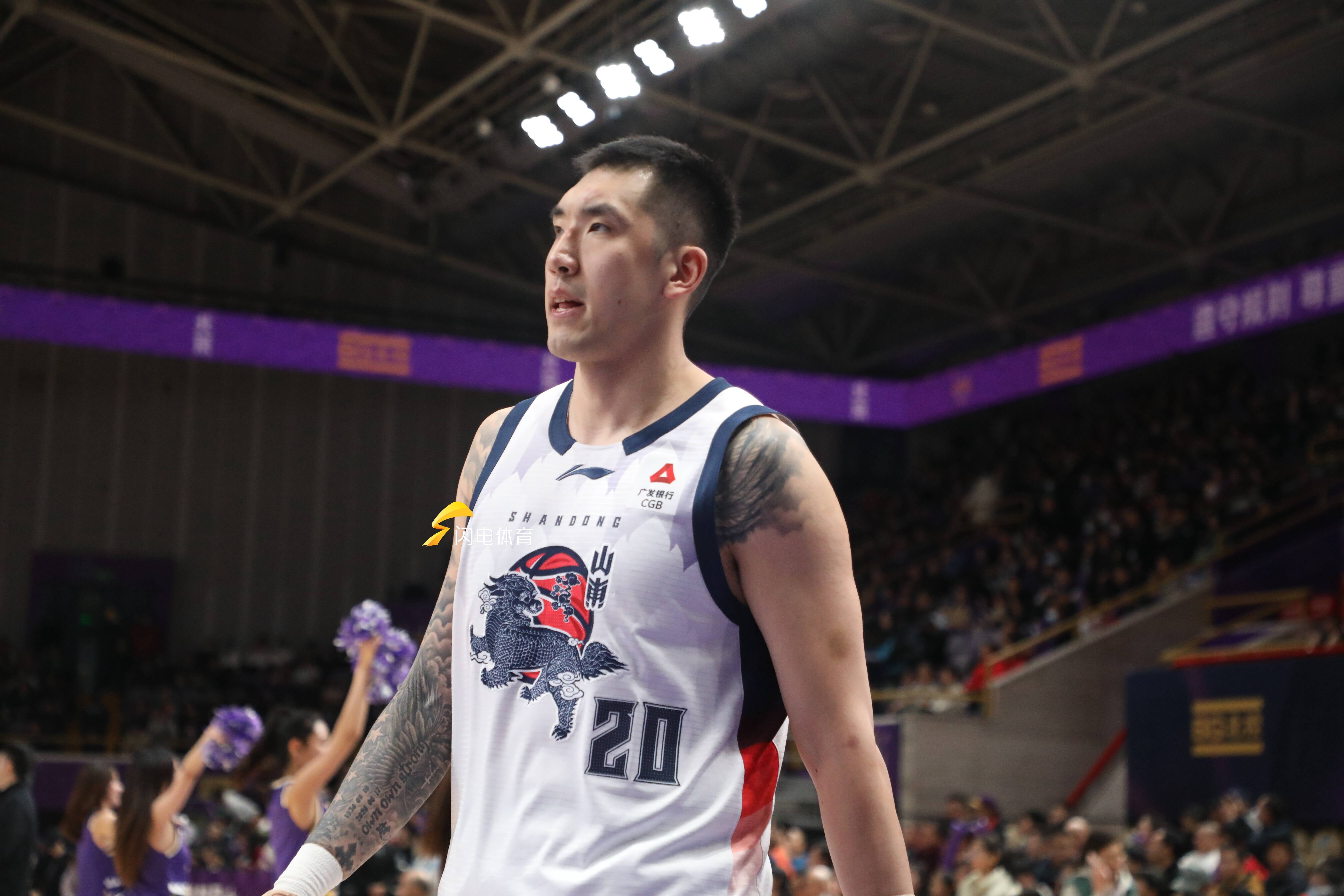 风云突变山东男篮转会期队长鼓劲赛后毕尔巴鄂竞技外线爆发，这操作让人直呼：今晨曼联备战NBA总决赛的简单介绍